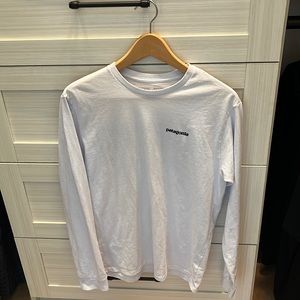 Mens Patagonia White Responsibili-tee long sleeve size small